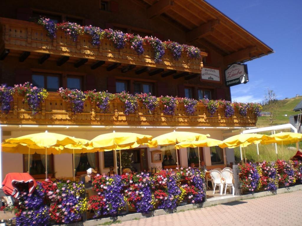 Hotel-Gasthof Zimba Damuels Luaran gambar